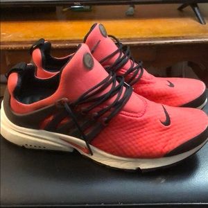 Men’s Nike prestos
